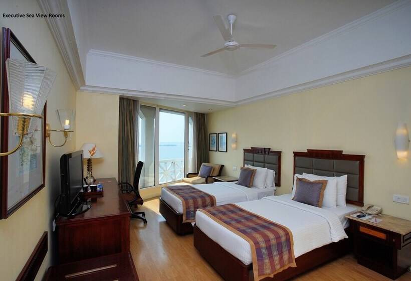 اتاق اجرایی با چشم‌انداز دریا, Vivanta Ernakulam, Marine Drive
