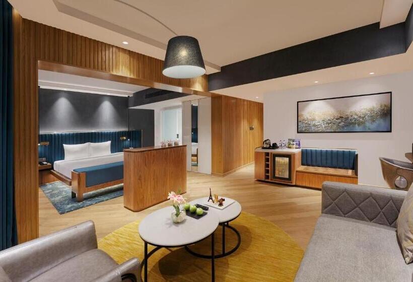 Suite Executive Letto King, Novotel Mumbai Juhu Beach