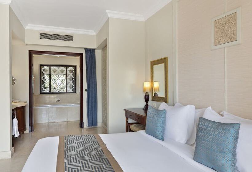 اتاق لوکس با چشم‌انداز باغ, Pickalbatros The Palace Port Ghalib