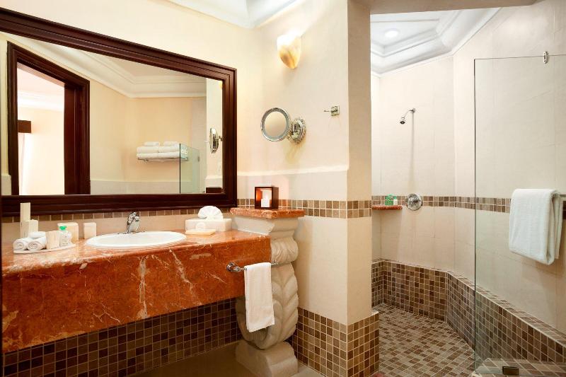 سوییت جونیور با چشم‌انداز دریا, Wyndham Alltra Playa Del Carmen Adults Only All Inclusive