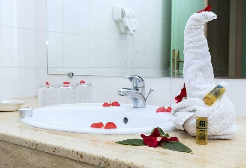 سوییت جونیور, Tildi Hotel & Spa