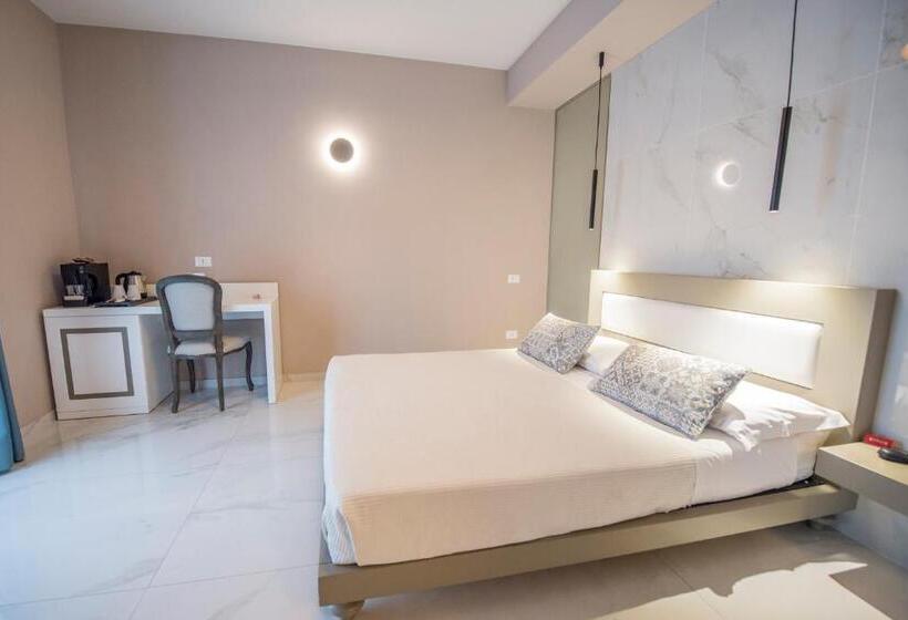 سوییت جونیور لوکس, Milazzo Aeolian Sea Port B&b