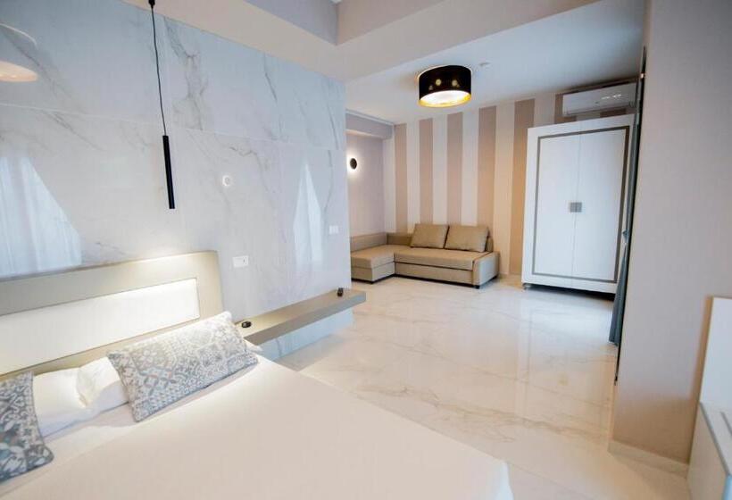 سوییت جونیور لوکس, Milazzo Aeolian Sea Port B&b
