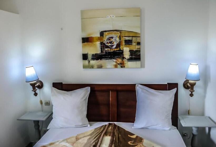 آپارتمان 1 خوابه, Tchero Appartement 1