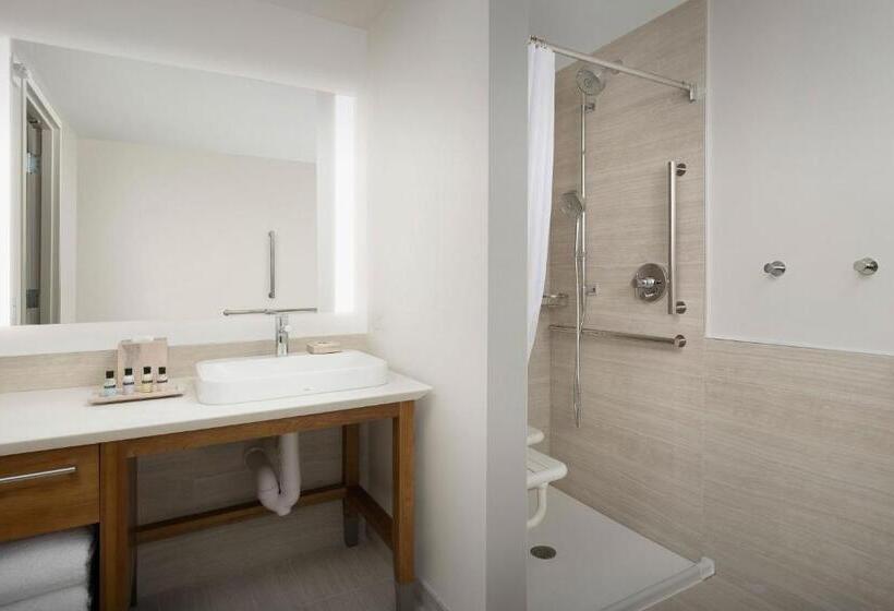اتاق استاندارد با تخت بزرگ, Element Jacksonville Beach