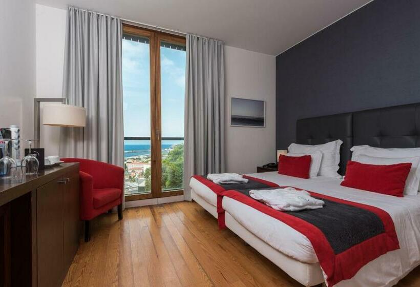 اتاق استاندارد با چشم‌انداز دریا, Arts In Hotel Conde Carvalhal