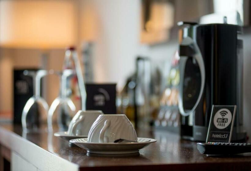 اتاق استاندارد با چشم‌انداز دریا, Arts In Hotel Conde Carvalhal
