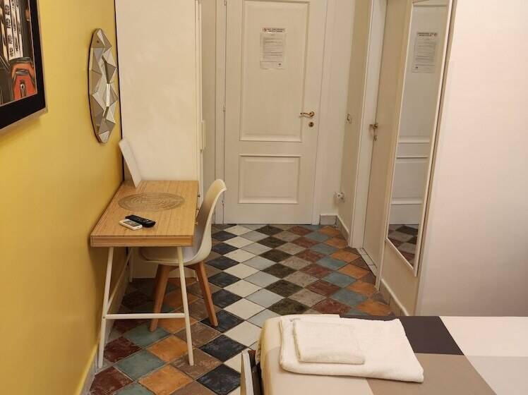 اتاق استاندارد, Firenze32