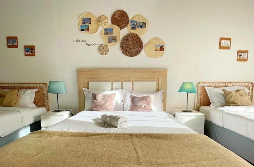 اتاق استاندارد چهارنفره با سرویس بهداشتی مشترک, Algarve Hostel