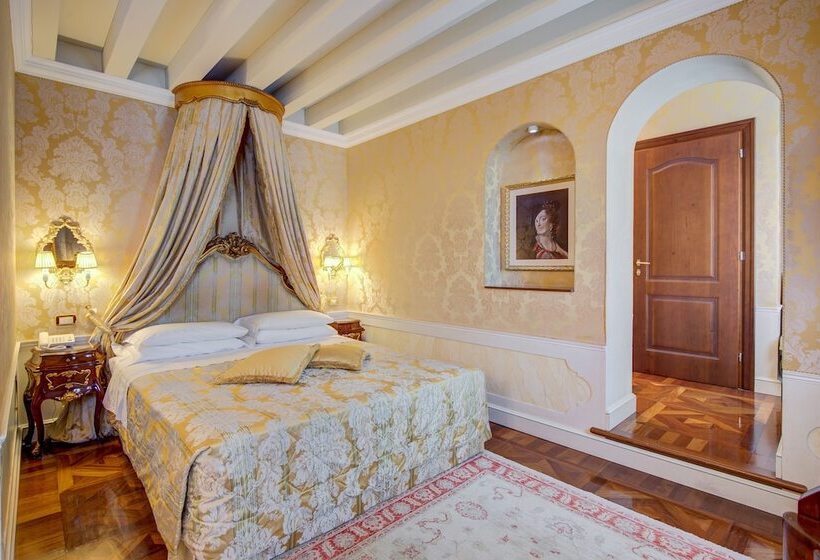 Quarto Prestige, Canal Grande