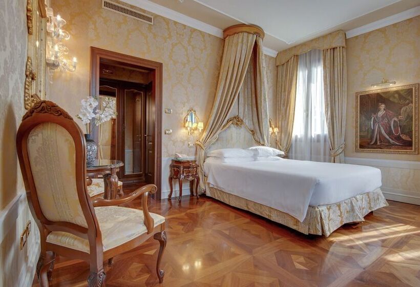 Quarto Prestige, Canal Grande