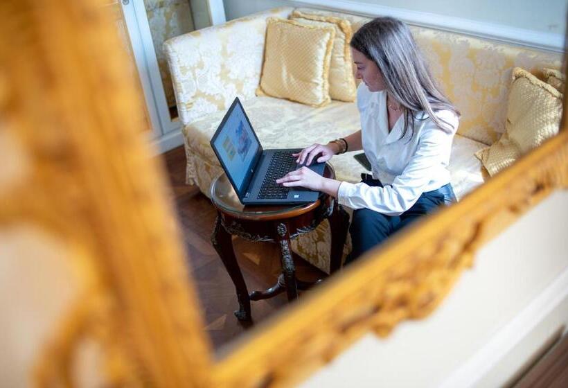 Chambre Prestige, Canal Grande