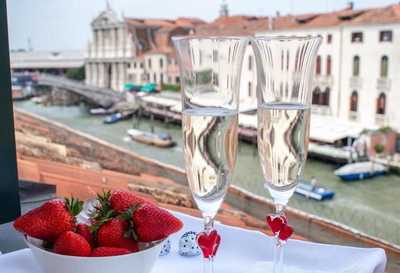 Habitación Prestige, Canal Grande