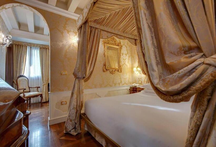 Junior Suite Prestige, Canal Grande