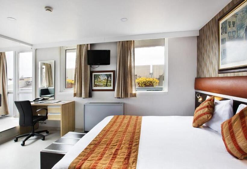 اتاق استاندارد با بالکن و چشم‌انداز دریا, Gallery Residence & Hotel Nişantaşı