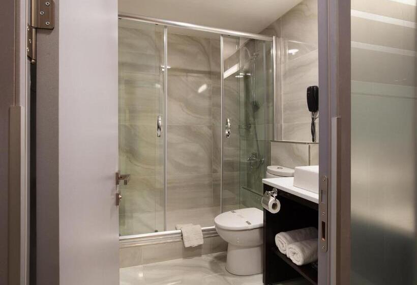 اتاق استاندارد چهار تخته, Gallery Residence & Hotel Nişantaşı
