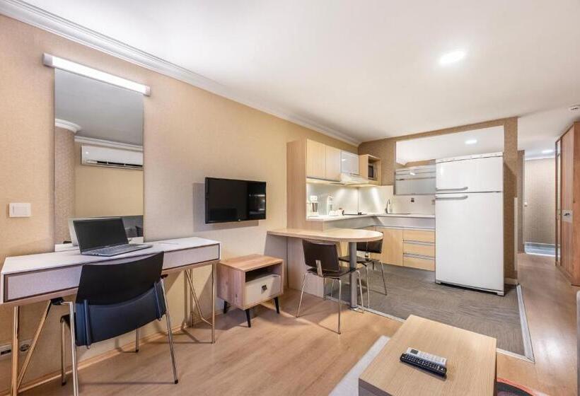 اتاق استاندارد چهار تخته, Gallery Residence & Hotel Nişantaşı