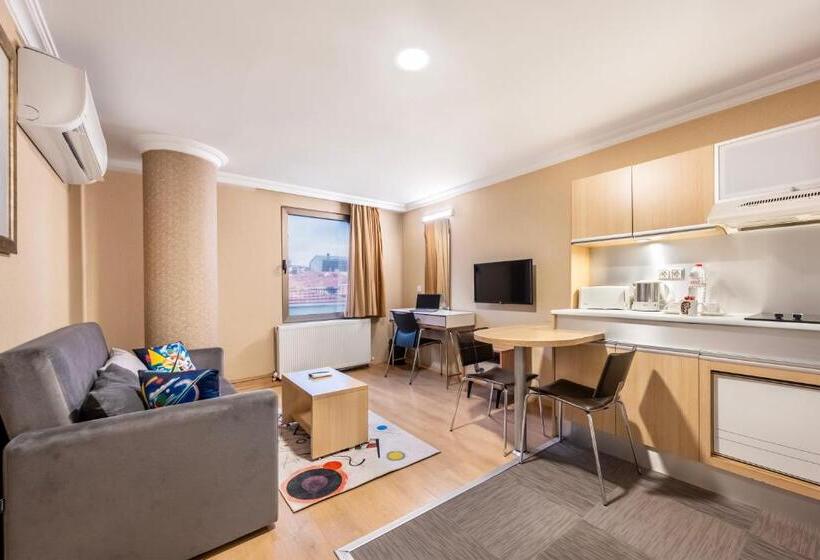 اتاق استاندارد چهار تخته, Gallery Residence & Hotel Nişantaşı
