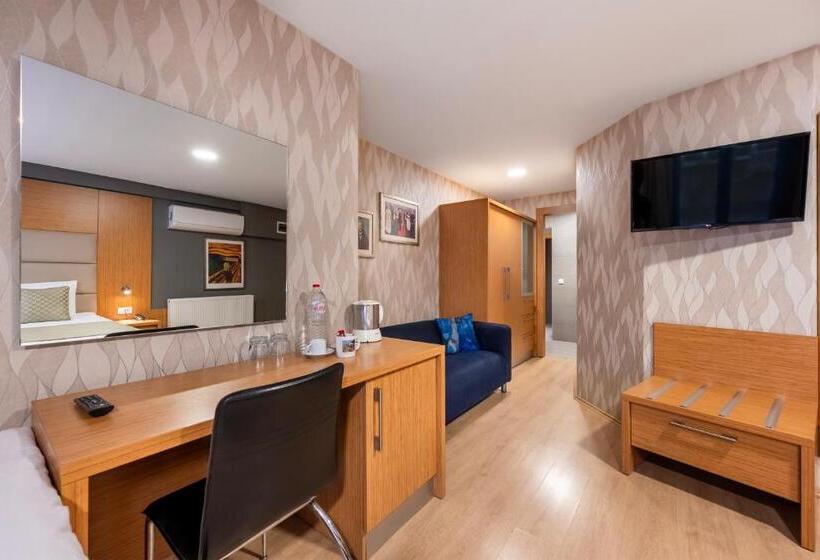 اتاق راحتی سه تخته, Gallery Residence & Hotel Nişantaşı