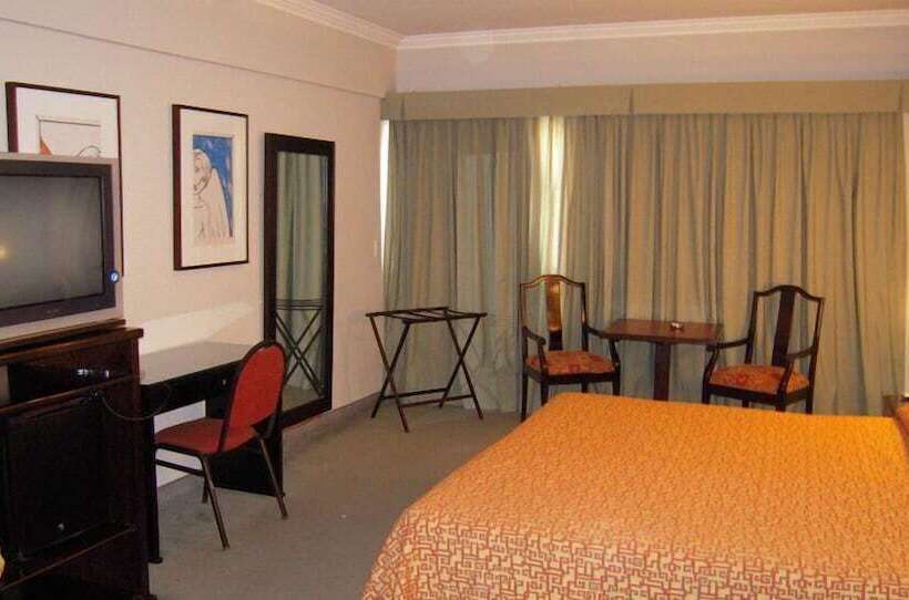 Premium Room, Ghala