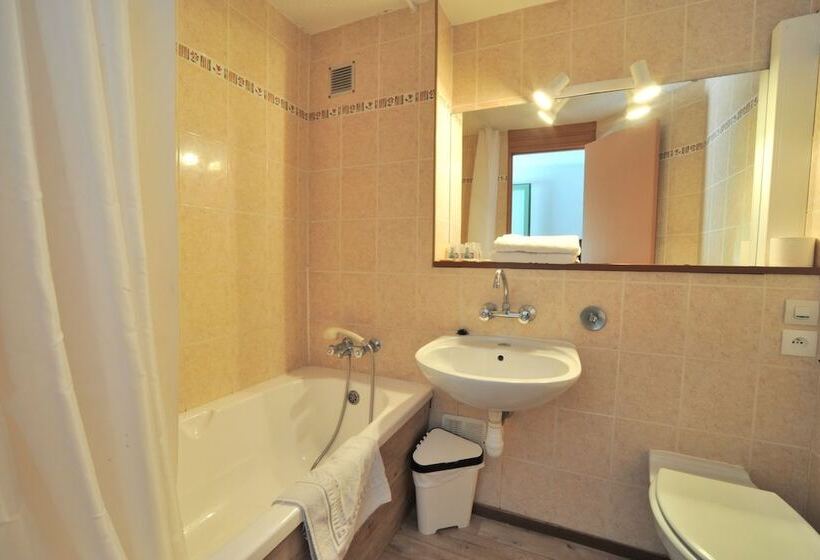 اتاق استاندارد, Hôtel Le Relais De Trans
