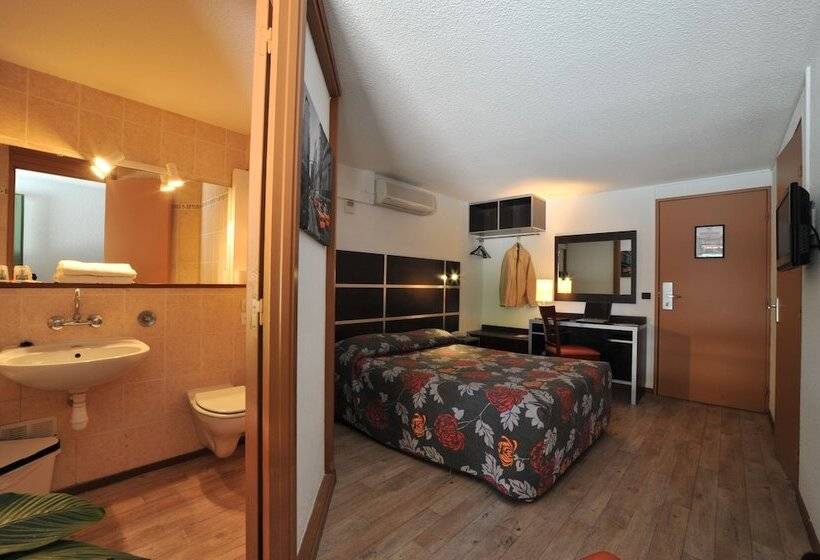 اتاق استاندارد یک نفره, Hôtel Le Relais De Trans