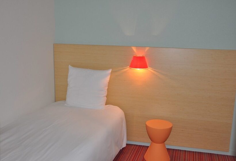 Chambre Standard, Ibis Styles Le Puy En Velay