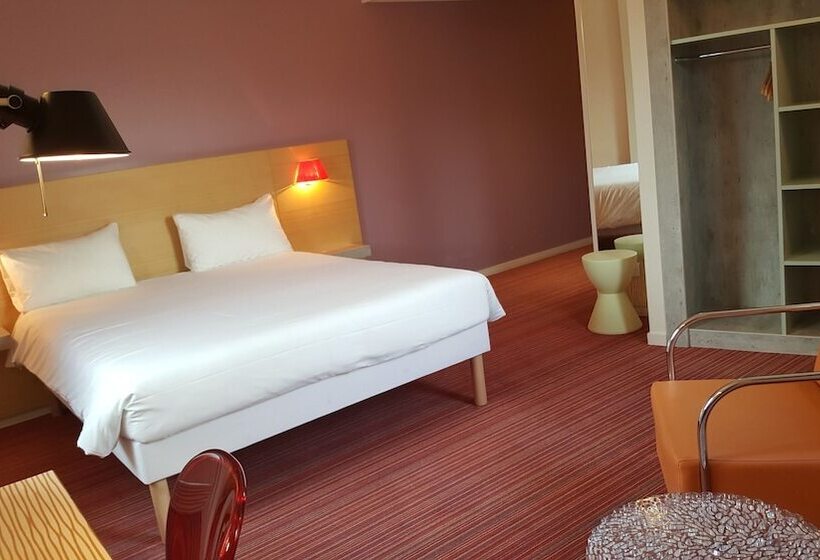 Chambre Standard, Ibis Styles Le Puy En Velay