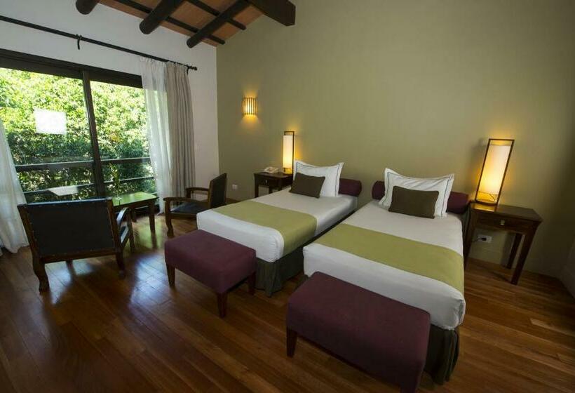 Standard Studio, Loi Suites Iguazu