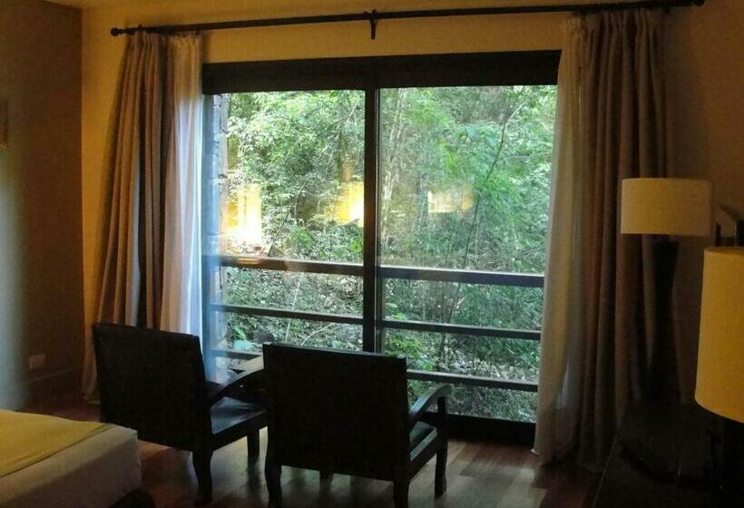 Standard Studio, Loi Suites Iguazu