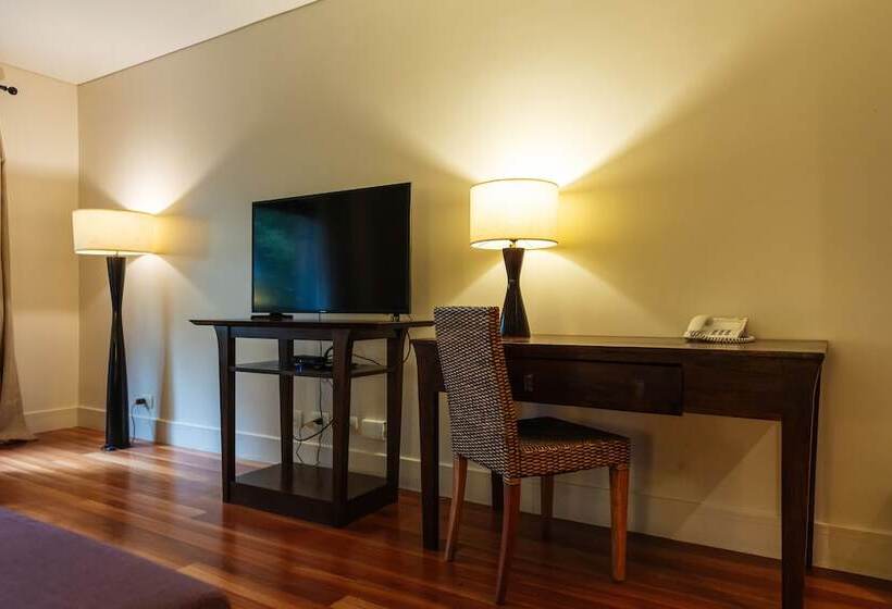 Standard Studio, Loi Suites Iguazu