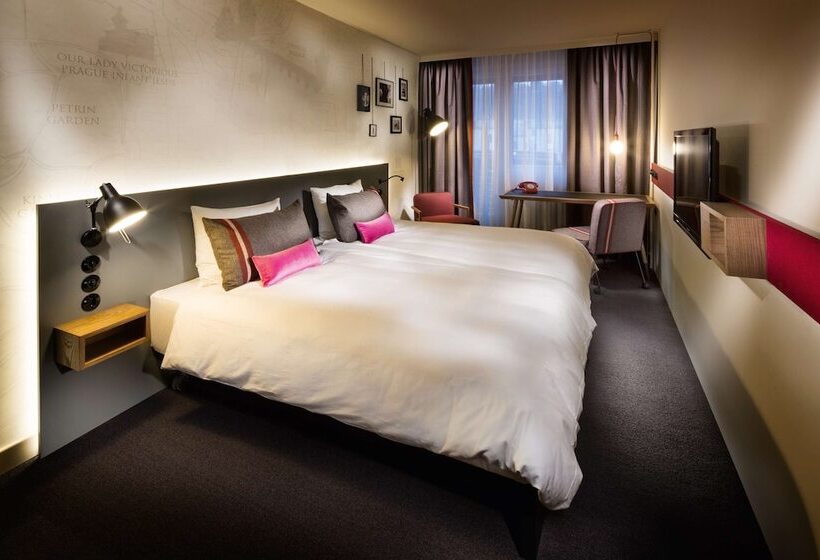 اتاق استاندارد, B&b Hotel Warrington