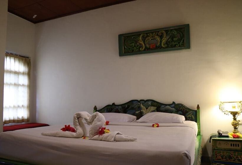 Deluxe Kamer, Puri Bunga Beach Cottages