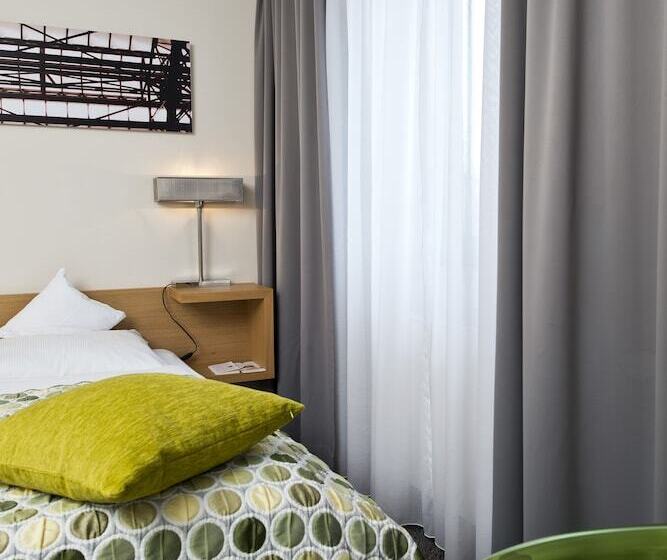 Quarto Classe Business, Tryp By Wyndham Frankfurt