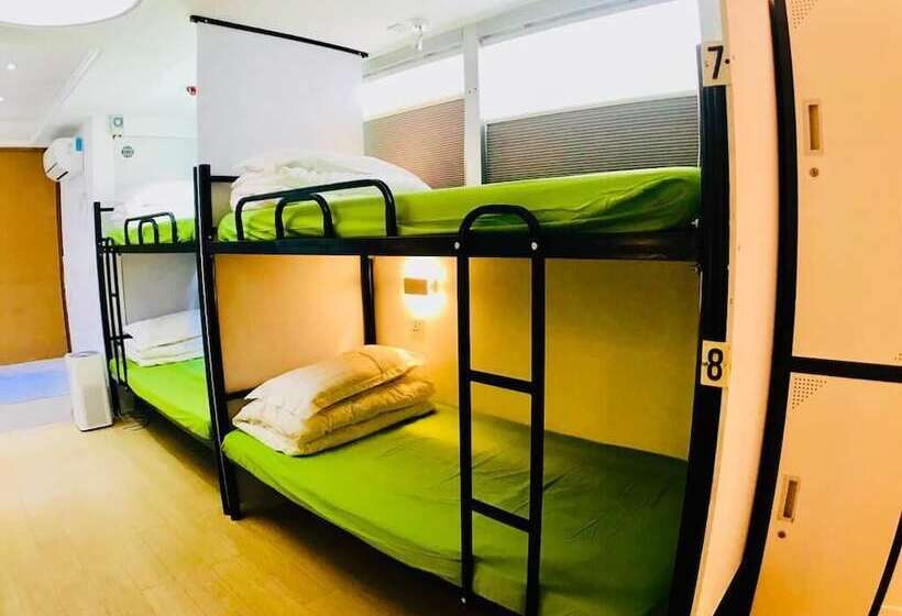 Bed in Shared Room, Yesinn @ymt