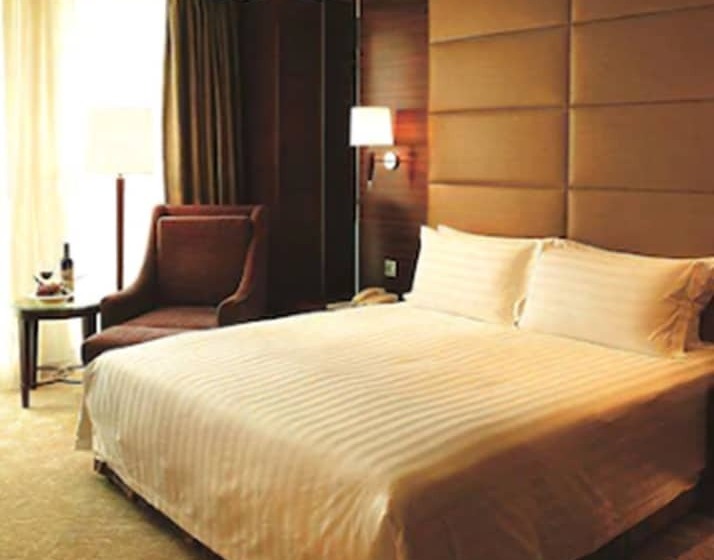 اتاق کلاب, Regal Jinfeng
