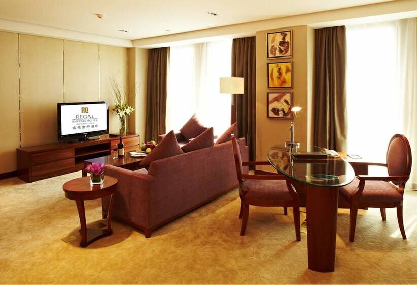 سوییت لوکس, Regal Jinfeng