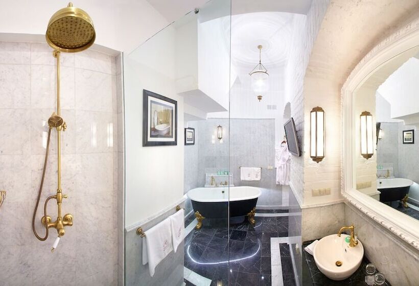 سوییت لوکس, Rossi Boutique Hotel & Spa