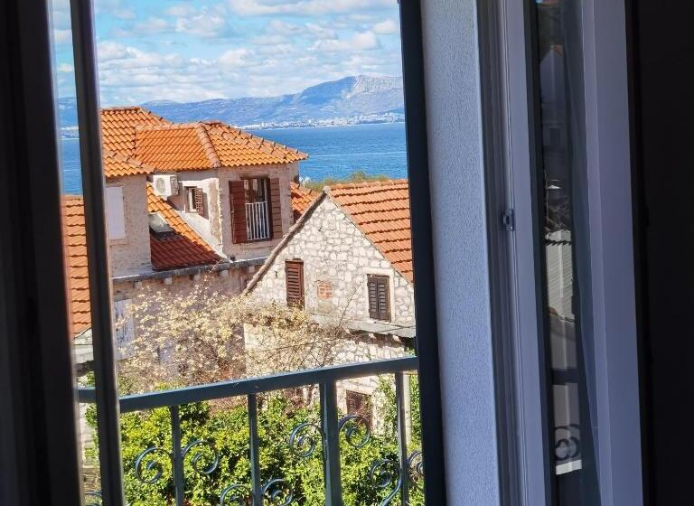 اتاق استاندارد با چشم‌انداز دریا, Apartments Neva Supetar