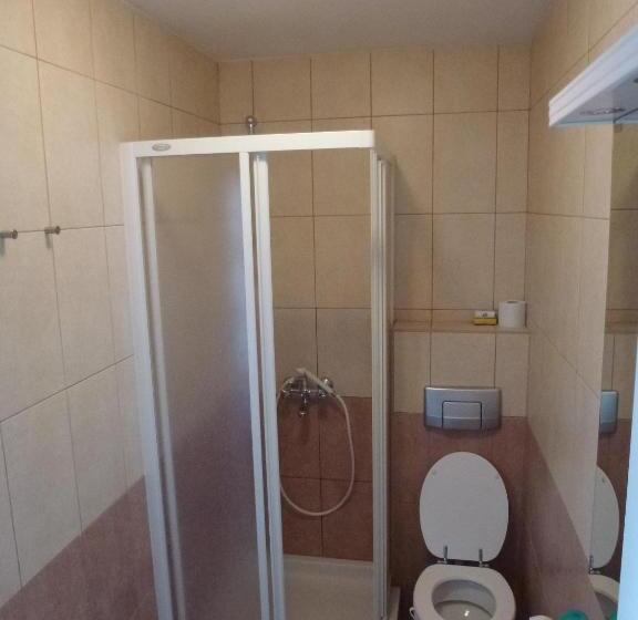 اتاق استاندارد با چشم‌انداز دریا, Apartments Neva Supetar