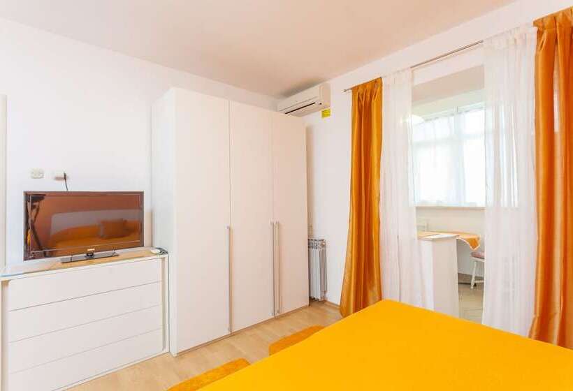 اتاق اکونومی, Apartments & Rooms Alagic