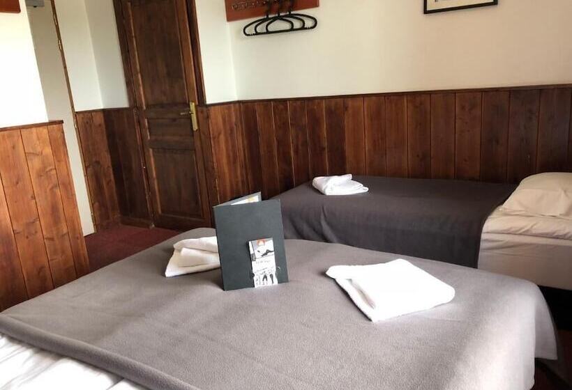 اتاق استاندارد سه نفره, Le Refuge