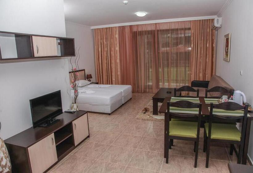 Студио Стандарт Вид на Бассейн, Olymp Apart Complex
