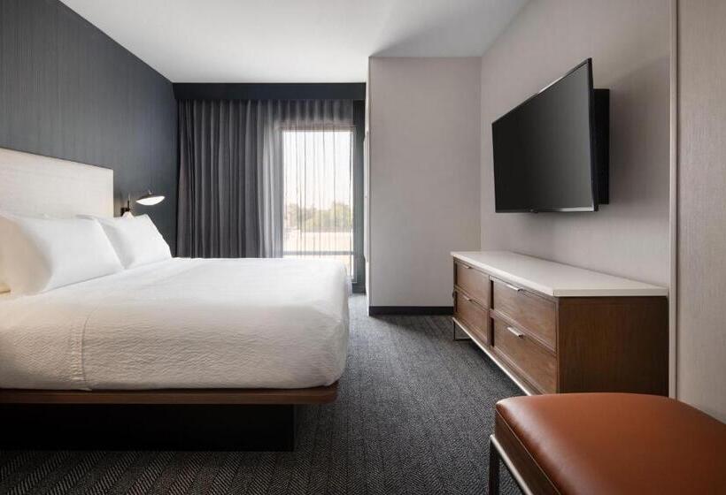 سوئیت با تخت بزرگ, Courtyard By Marriott Fresno Clovis