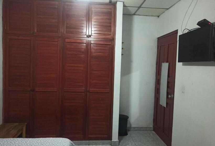 اتاق استاندارد, Hostal Familiar Argeñal