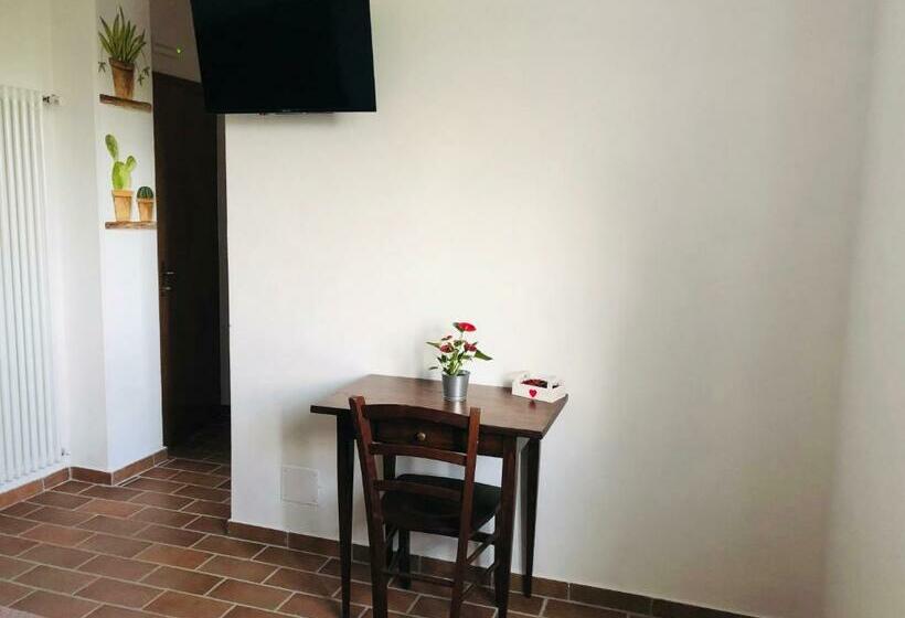 اتاق استاندارد, Agriturismo La Vecchia Cascina