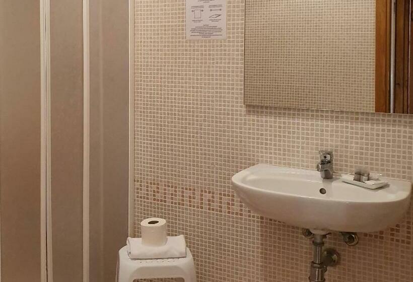 اتاق استاندارد, Albergo Palazzo Sant Anna