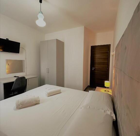 اتاق استاندارد سه نفره, The Flash   Venturina Terme