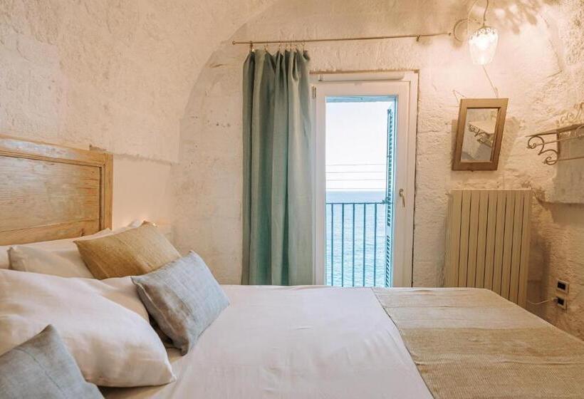 سوییت سوپریور با چشم‌انداز دریا, Tre Archi Suite & Relais