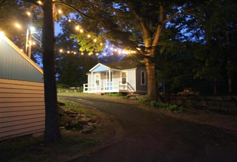 בקתת חדר, Herring Run Motel And Tiny Cabins